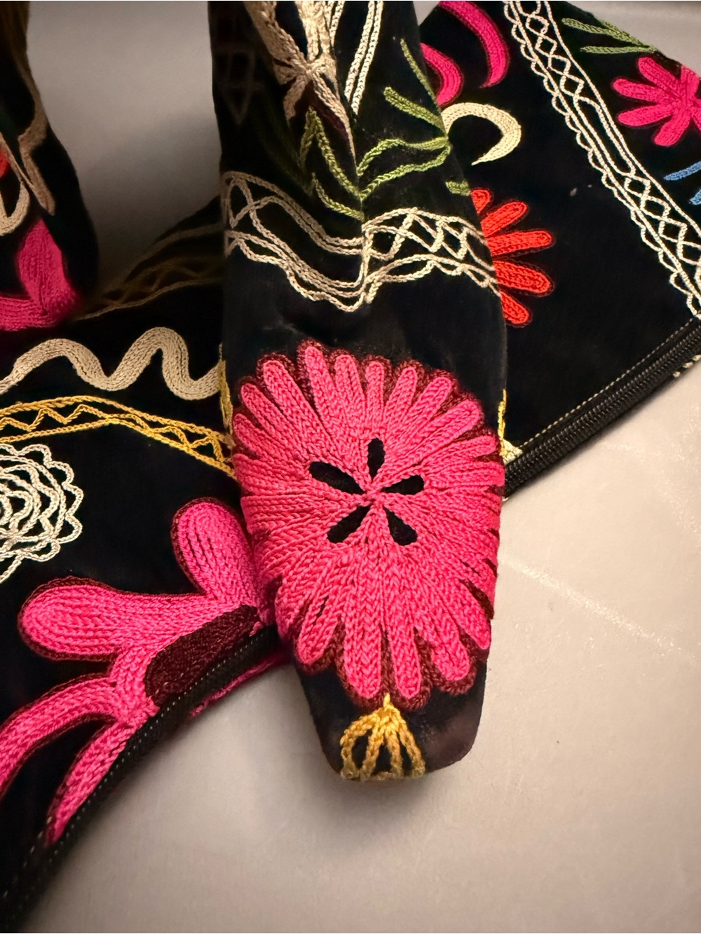 EDOCHE Turkish Suzani Embroidered Velvet Tall Boots EU 36 Floral - Picture 5 of 9
